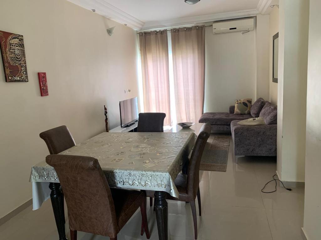 Appartement A Residence De La Paix ダカール エクステリア 写真