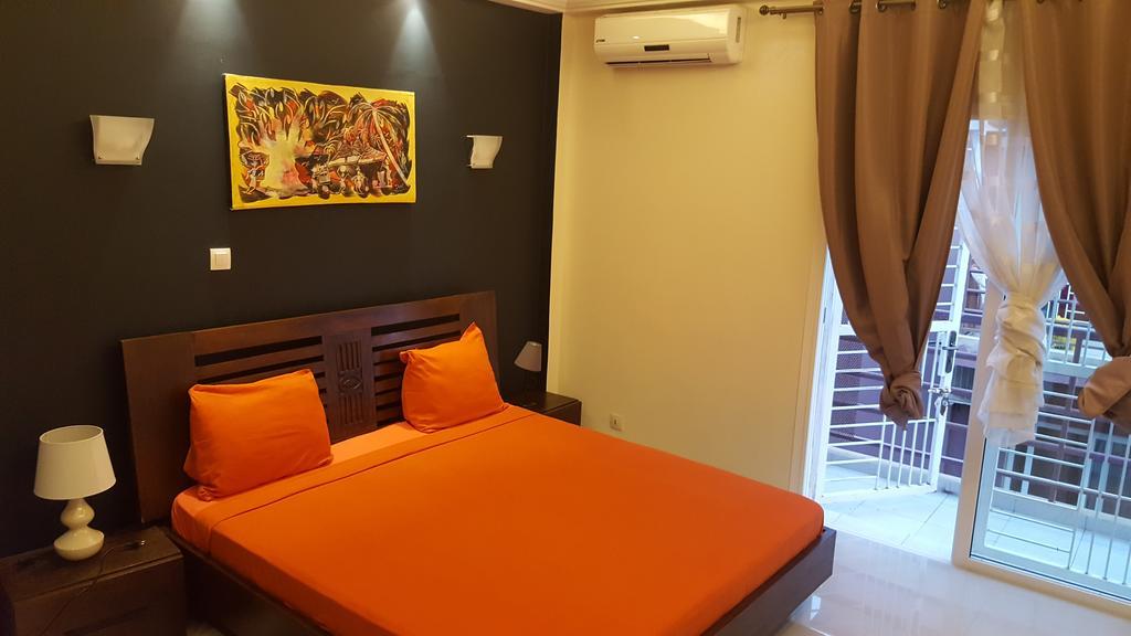 Appartement A Residence De La Paix ダカール エクステリア 写真